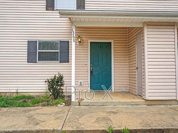 2nd image of 1364-1454 S Sequoyah Ct #1368