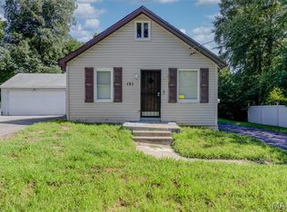 121 Coburg Dr, Saint Louis, MO 63137