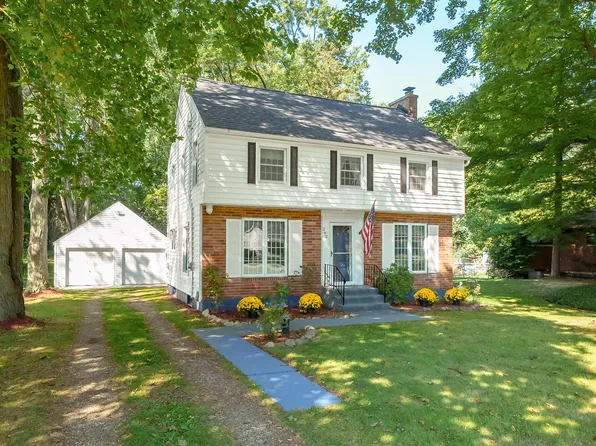 292 W Hamilton Ln, Battle Creek, MI 49015