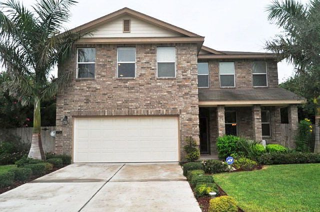 1st image of 3724 Wolf Dr #30