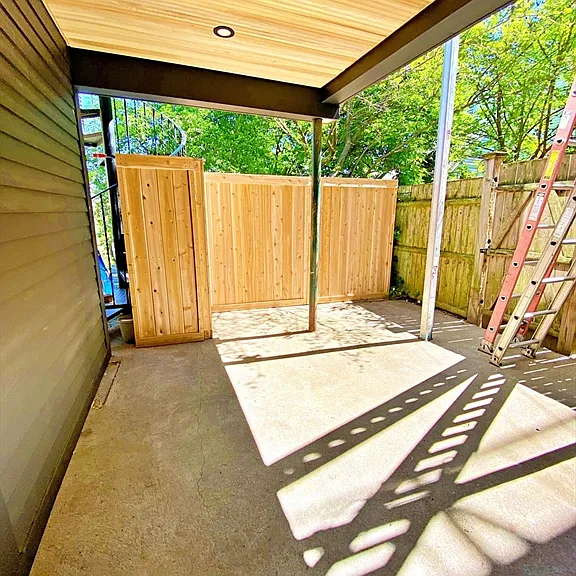 406 Sumner St #1 — Photo 13