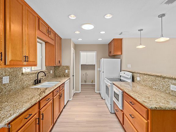 5th image of 10725 W Tropicana Cir