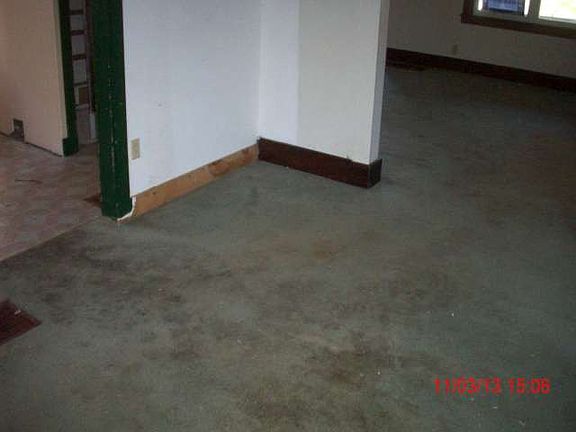 4th image of 1715 Westview Dr