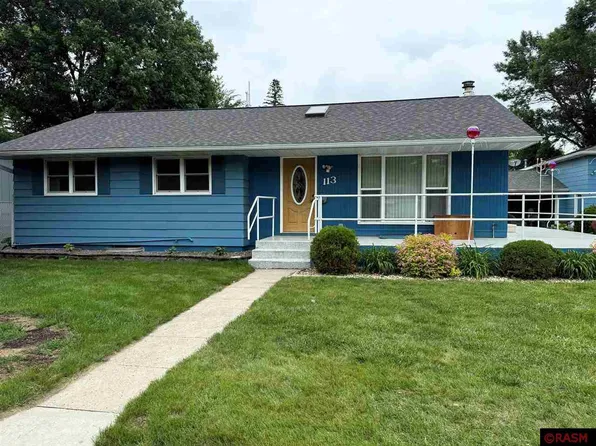 113 3rd St NE, Madelia, MN 56062