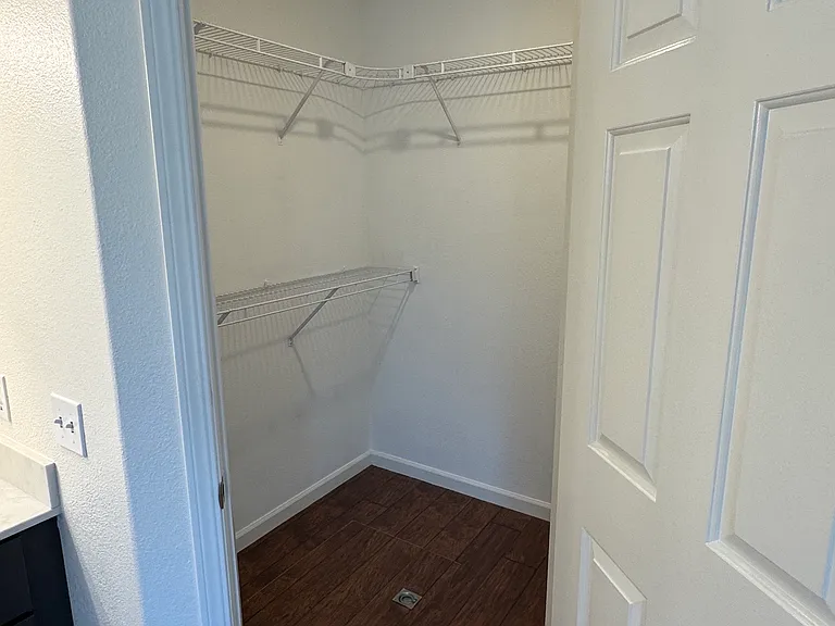 131 William Cir — Photo 30