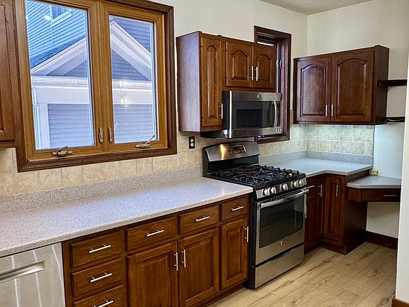 4th image of 2992 S Wentworth Ave