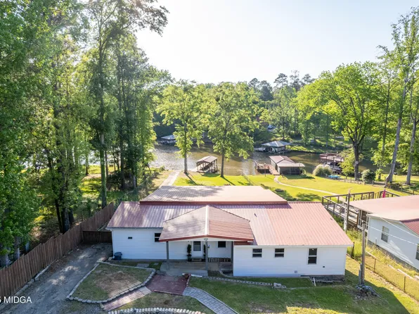 154 Possum Point Dr, Eatonton, GA 31024