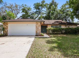 2303 Willow Branch Ave, Lutz, FL 33549