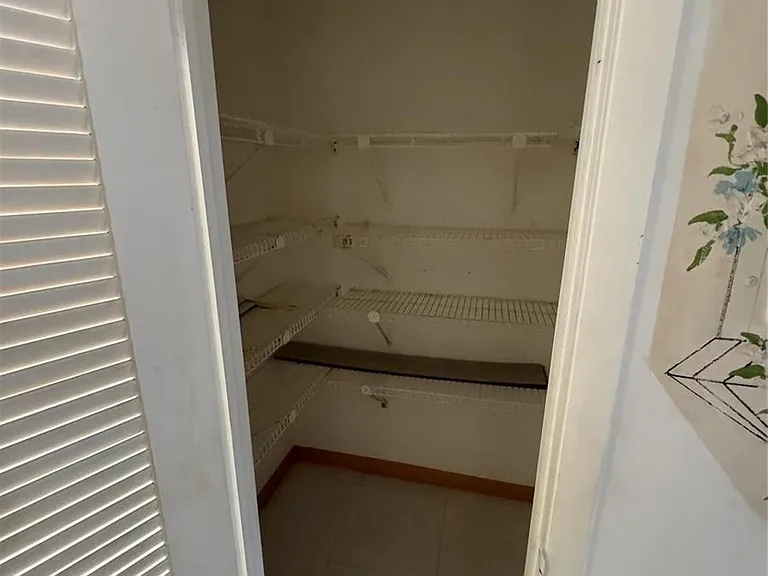 295 Newport Ct #295-T — Photo 17