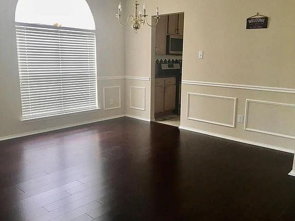 5th image of 11917 Woodland Way