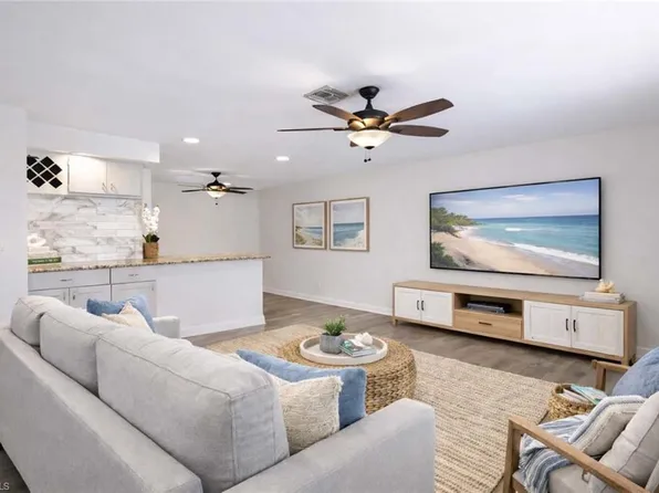 17017 Golfside CIR #404, FORT MYERS, FL 33908