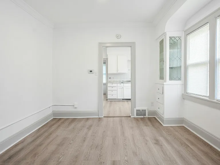 1554 Larchmont Rd #B — Photo 20