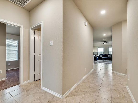 4th image of 8808 Elk Creek Ln