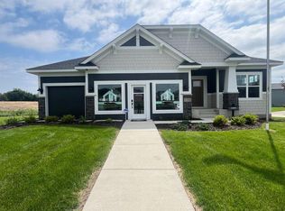 1198 Woods Creek Dr, Delano, MN 55328