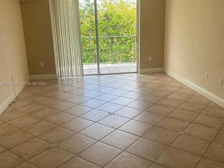 9320 Fontainebleau Blvd #515 — Photo 7
