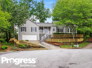 1180 Malvern Hunt Dr, Lawrenceville, GA 30043