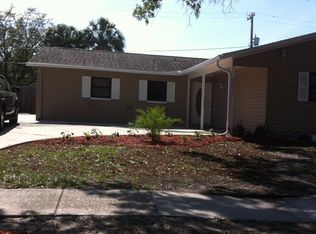 5612 Crest Hill Dr, Tampa, FL 33615