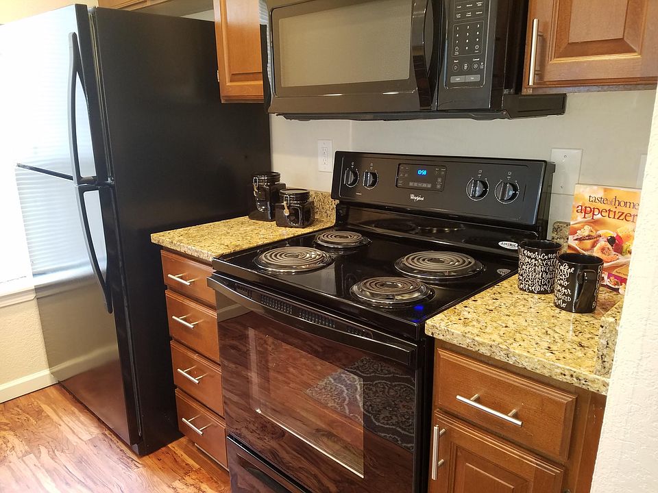 1st image of 110 149th Ave NE APT B