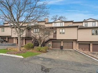 21 N Peach Hill Ct #21, Ramsey, NJ 07446