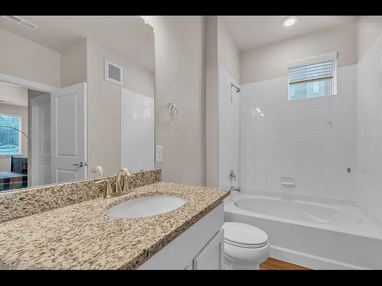 14331 E Tennessee Ave #101 — Photo 8
