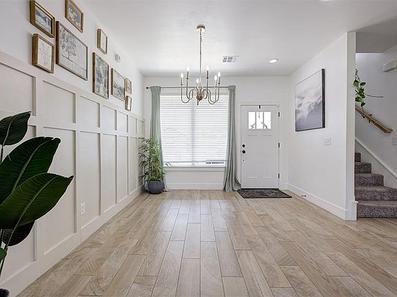 5th image of 2836 Redwood Ct