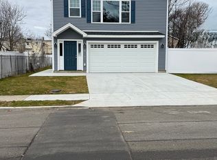 31 Hinman St, West Haven, CT 06516