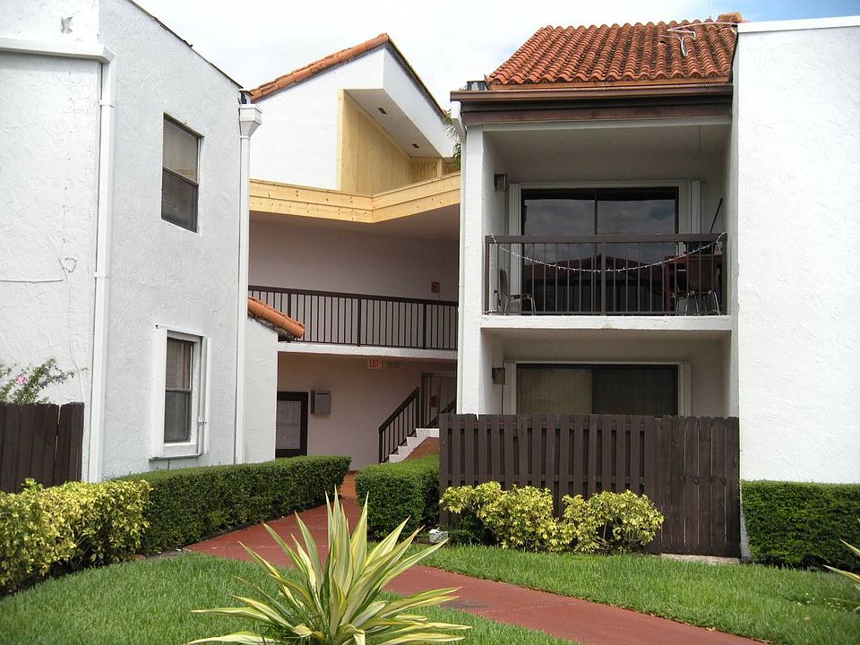 1st image of 9411 Fontainebleau Blvd APT 104