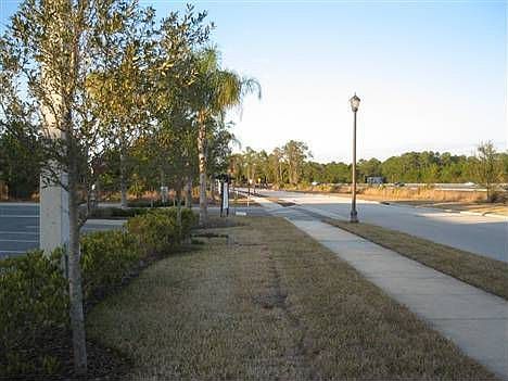 4th image of 388 Destination Daytona Ln