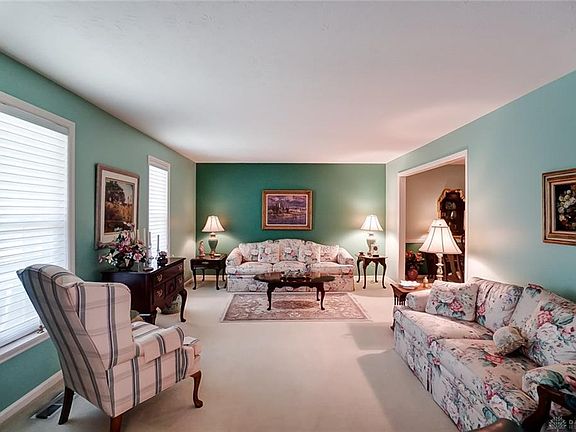 5th image of 917 Cedar Creek Cir