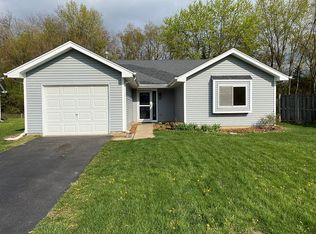 1308 Brookline Ct, Naperville, IL 60563