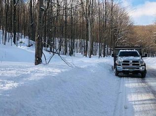 1999 King Hill Rd, Lakewood, PA 18439