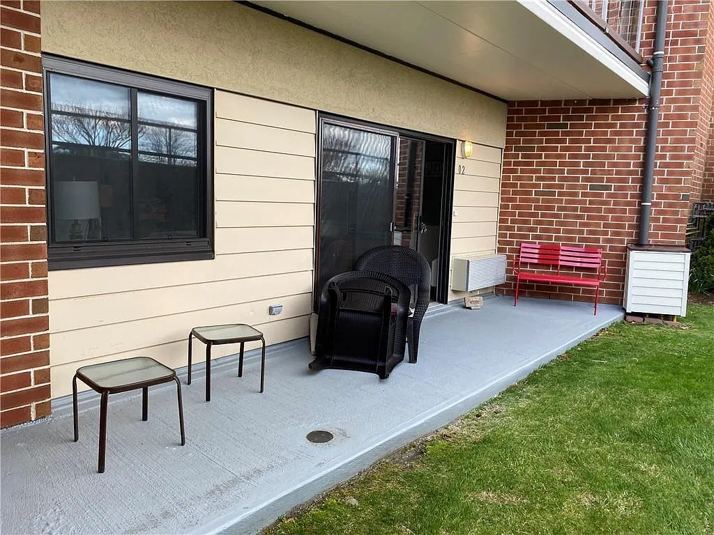 1 bed, 780 sqft, $15,000 — Photo 2