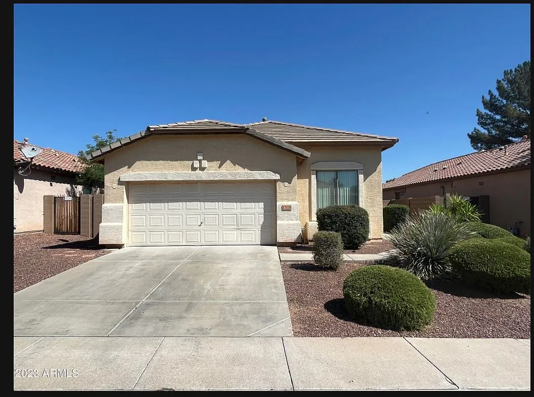4 bed, 1681 sqft, $1,947 — Photo 1
