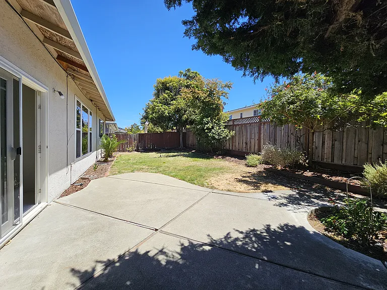 1344 Tarpon St — Photo 2
