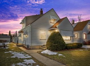 3571 S 18th St, Milwaukee, WI 53221