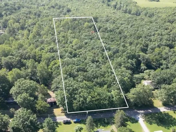 240 Tabor Rd, Gladys, VA 24554