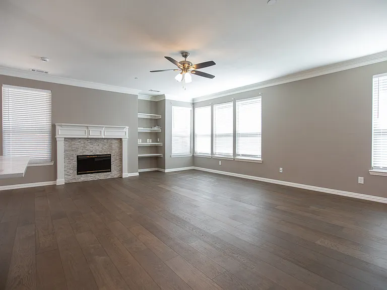515 Southridge Way — Photo 3