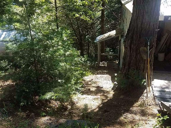 2nd image of 518 Miners St #A