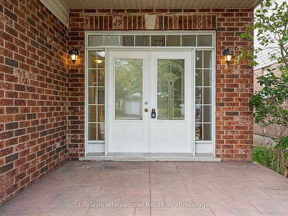 5th image of 4 Davis St