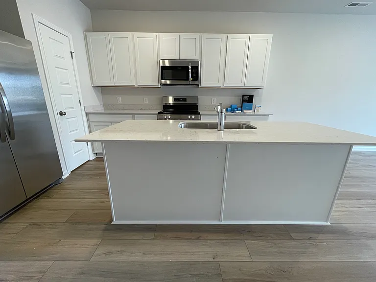 447 Alcott Way — Photo 5