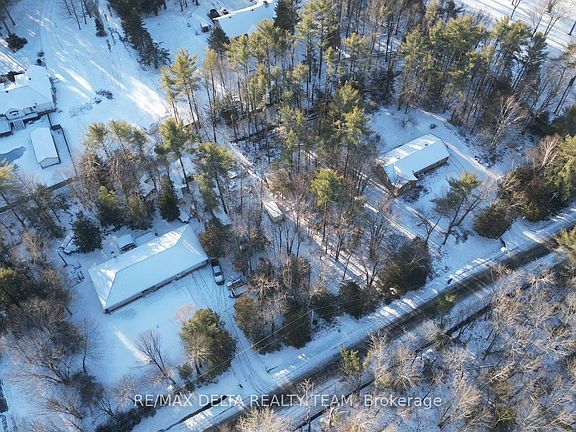 4th image of 2 Concession Rd #5