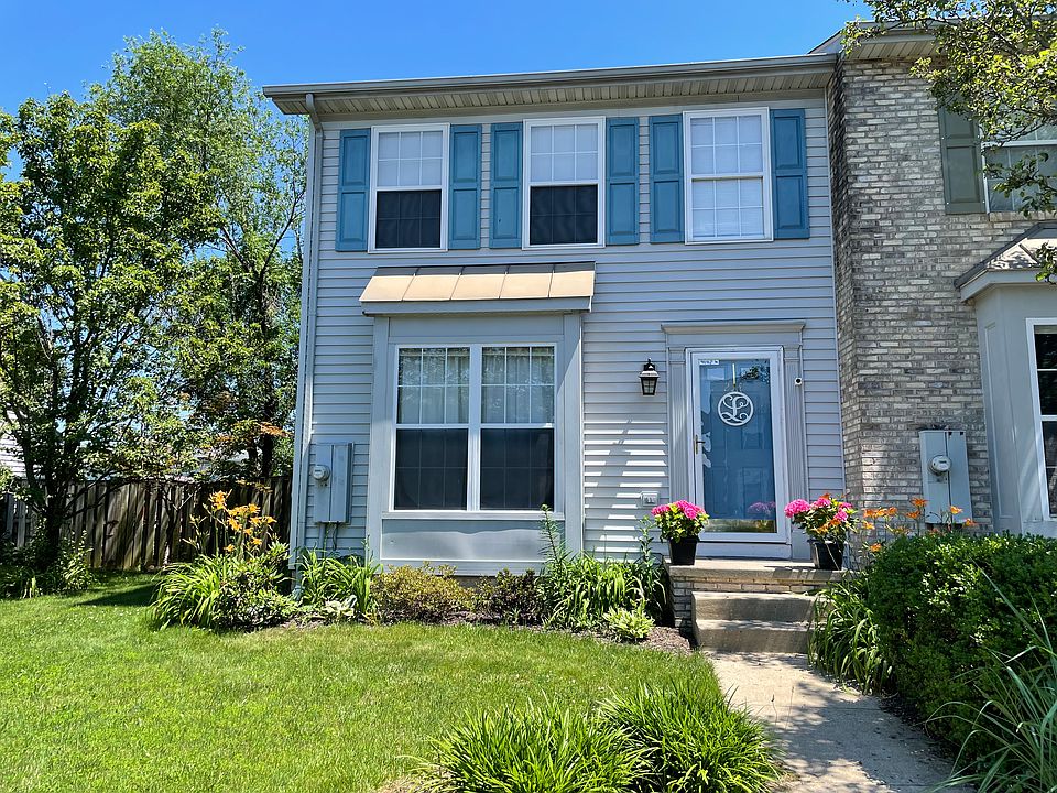 1st image of 214 Barrington Ln