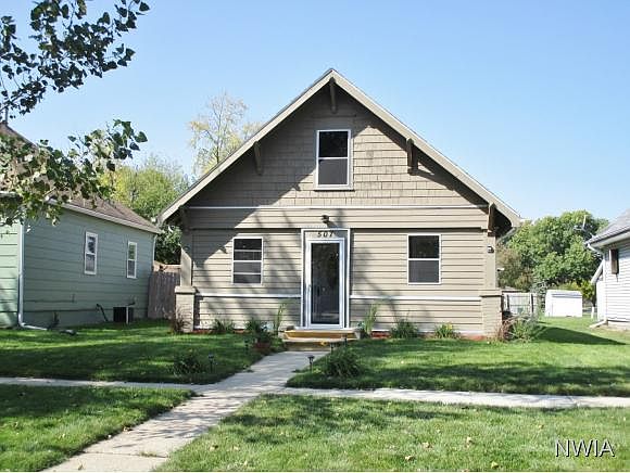 1st image of 507 3rd Ave