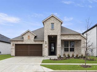 7121 Indian Paintbrush Ln, Aubrey, TX 76227
