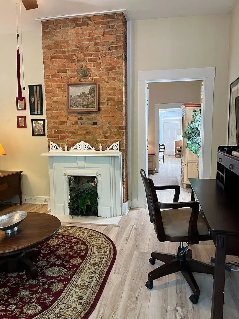 One Bedroom Old Louisville Cottage — Photo 2