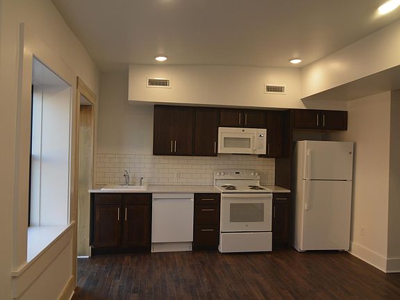 3rd image of 530 W Broadway #103