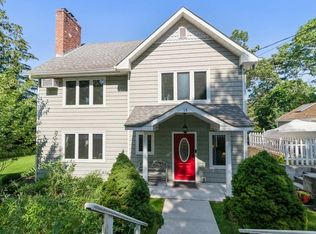 15 Hazel Rd, Rocky Point, NY 11778