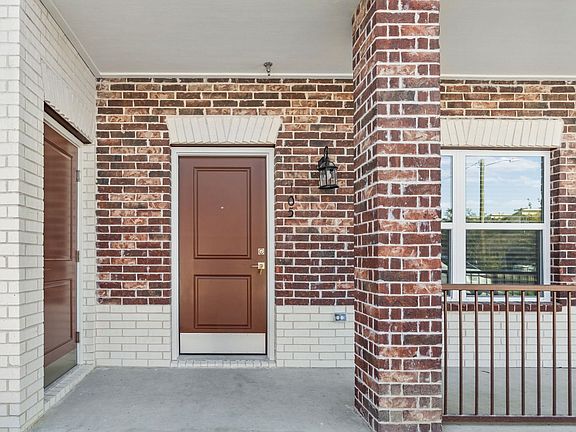 4th image of 1906 Jackson St #55372ed5e
