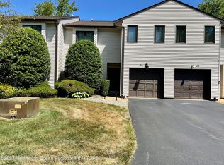 84 Tangerine Dr, Marlboro, NJ 07746