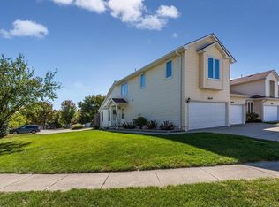 8514 Hickory Ln, Urbandale, IA 50322